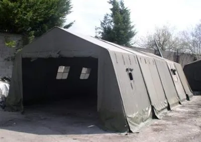 10 cilvēku militārā telts